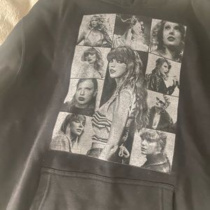 Taylor Swift Sweatshirt